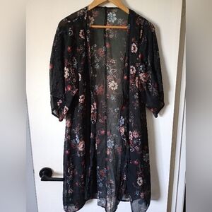 American Eagle Floral Black Sheer Kimono Size Medium